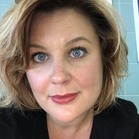 Meet your Posher, Kelly - Picture 1 of 1